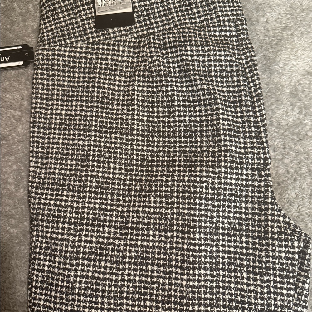 SOHO Black & White Ankle Length Pant - Picture 5 of 8